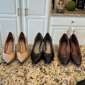SOLD 3 pairs of Lifestride pumps! Black, Brown and Tan! THESE ALREADY SOLD
